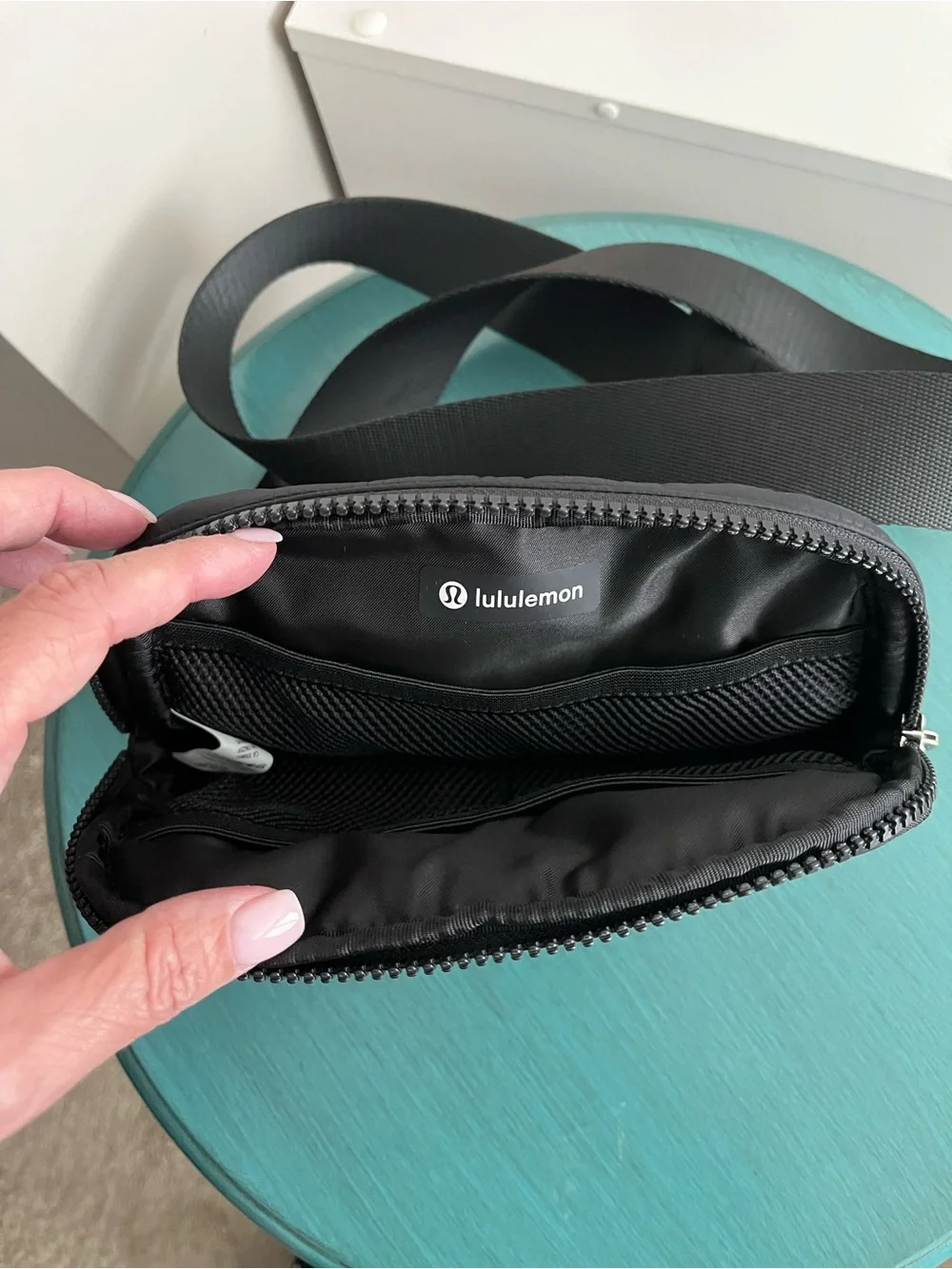 lululemon athletica sleek black